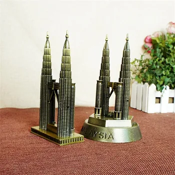 

Vintage Figurine New York Gemini Building Souvenirs Plating Fine Home Table Desktop Tourist Gift Twin Towers Model Metal Craft