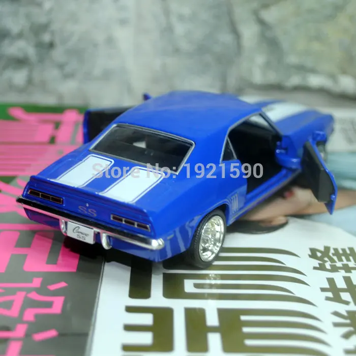 UNI 1/36 масштабные автомобильные игрушки 1969 Chevrolet Camaro SS винтажная литая под давлением металлическая модель автомобиля игрушка для коллекции/подарка/детей