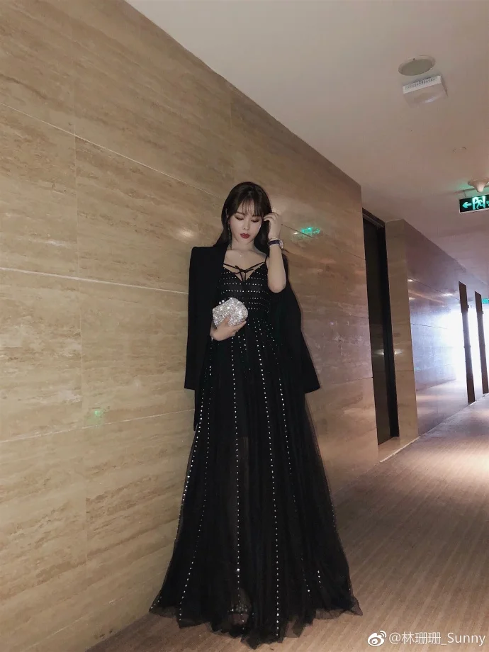 

Real Photo Modest Sexy Slit Beading Black Tulle Backless V Neck Long Evening Dresses 2019 Sleeveless Voile Marriage Floor Length