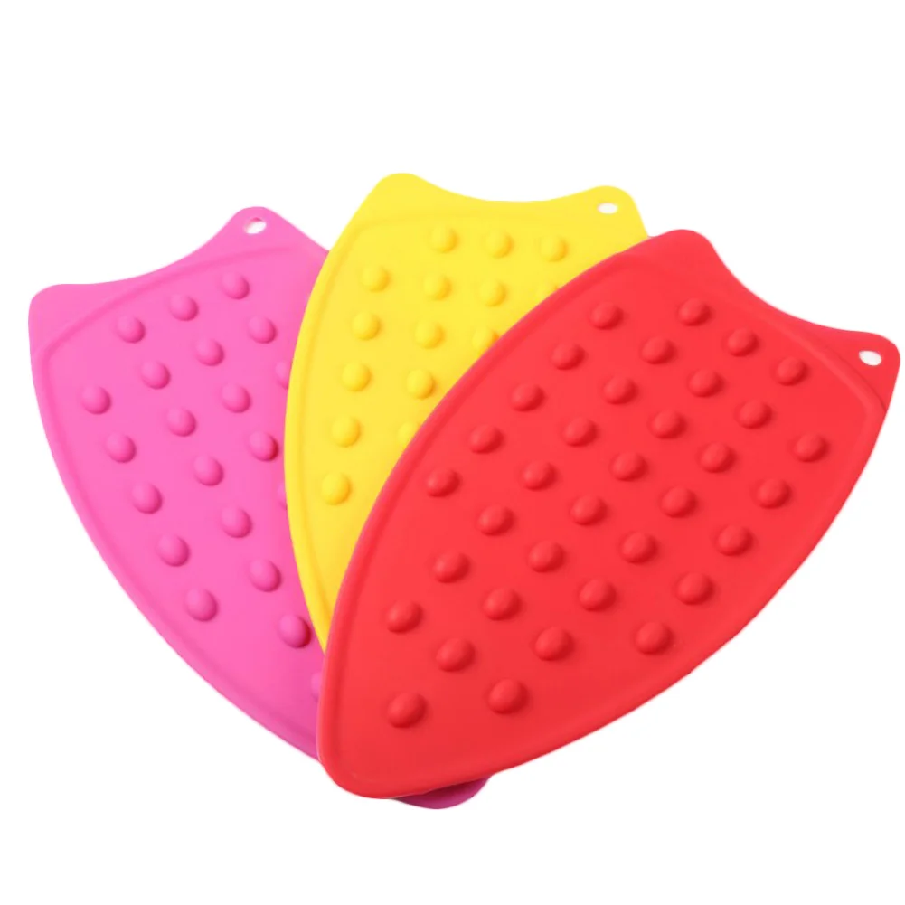 

1PC Silicone Iron Hot Protection Rest Pad Mat Safe Surface Iron Stand Mat Rest Ironing Pad Insulation Boards