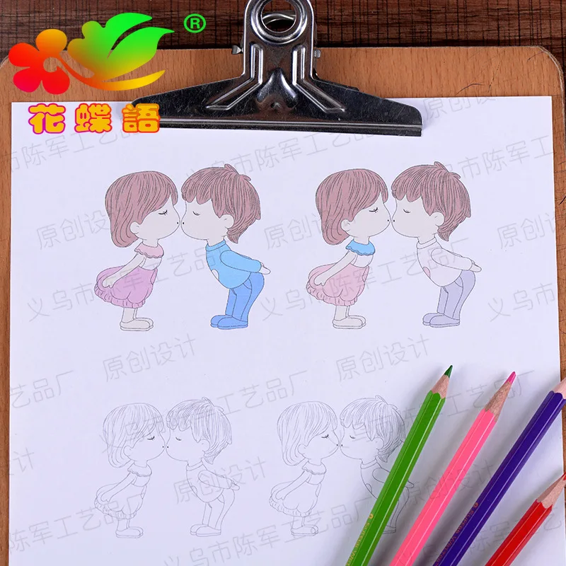 2pcs Kissing Couple Dolls Small Ornaments Handicraft Micro Landscape Ornaments PVC Plastic Miniature Garden