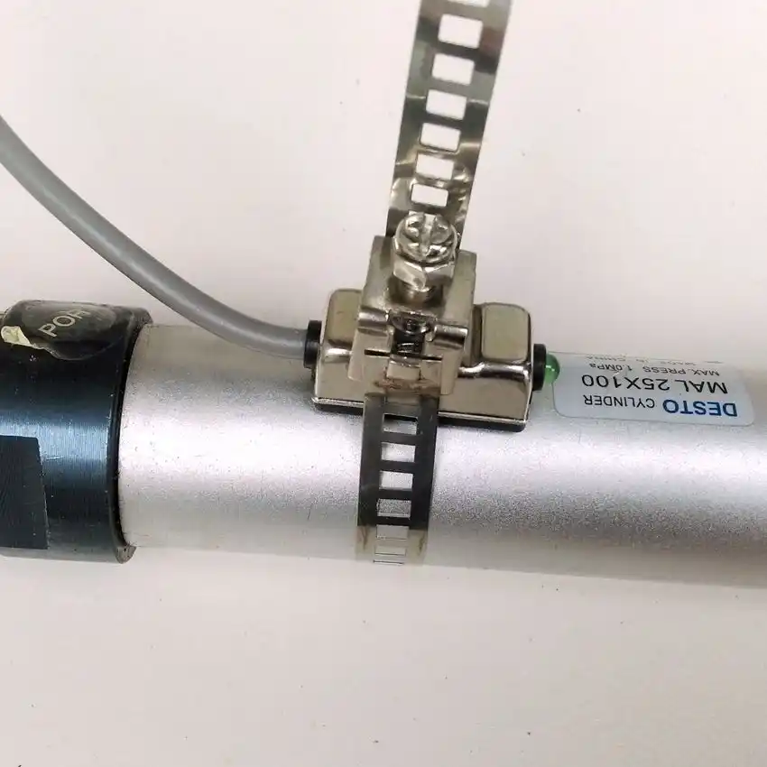 5Pcs/Lot Sensor switch Clamp for Round Air Cylinder Bore 10 80mm CS1 F