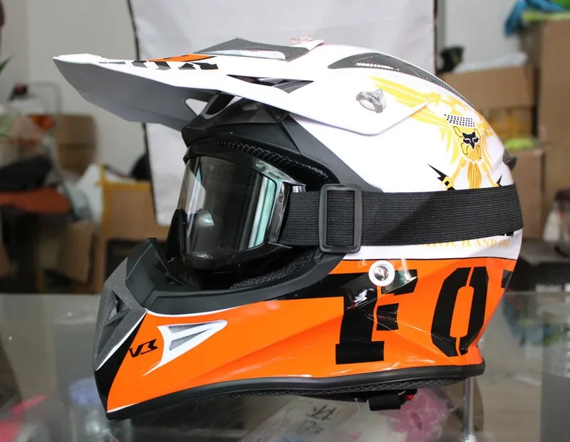 jalan helm, Helm full, Downhill helm 