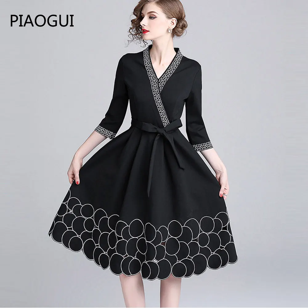 2019 New Black Runway A-line Work Wear Office Dress Womens Ladies Elegant V-neck Embroidery Embroidered Round Belt Dresses | Женская