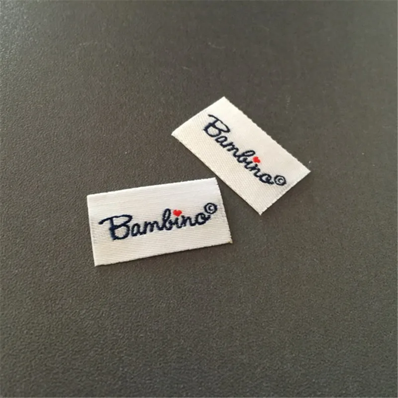 

Custom 1.5*2.6cm High Density Clothing Flag Labels Woven Labels