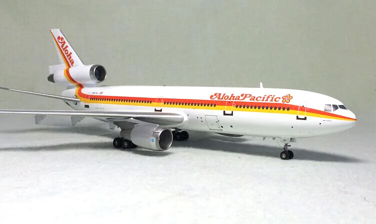 

Out of print 1: 200 Hawaiian McDonnell Douglas DC10-30 aircraft model alloy N801AL Limited Collector Model