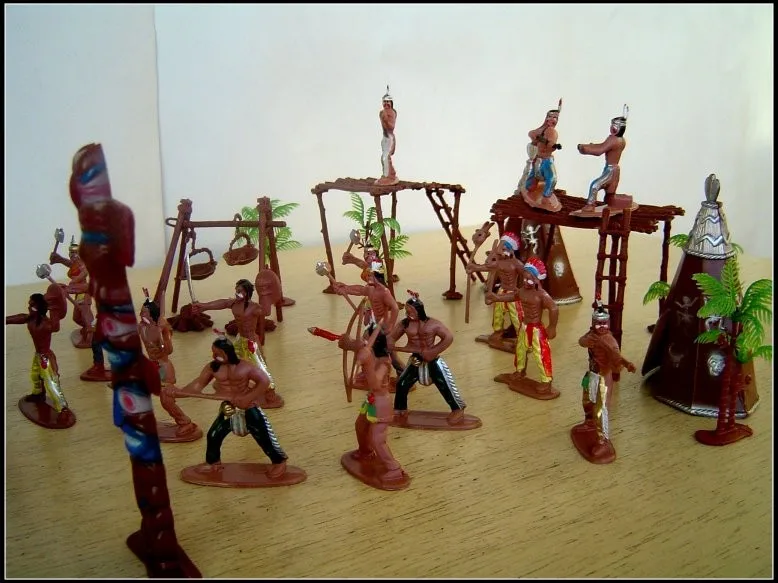 Твердые пластиковые фигурки игрушки/ солдат/специальные боевые костюмы/кукла-ковбой блок 8 лошадей+ 8 ковбоев и индейское племя наборы
