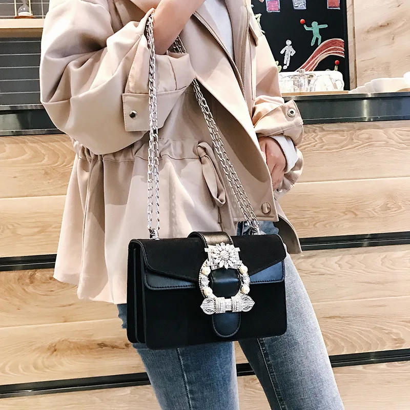 جديد أنيق الإناث حقائب كتف الفاخرة Crossbody حقائب الإناث أعلى-حقائب بيد مع اللؤلؤ أزياء العلامة التجارية سلسلة حقيبة ساع