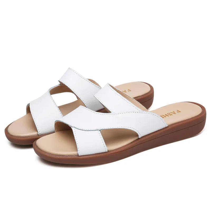 

Women Outside Slippers Split Leather Summer Flat Shoes Woman Fashion Slides Open Toe Soft Bottom Mothers Casual Sandals SH050502