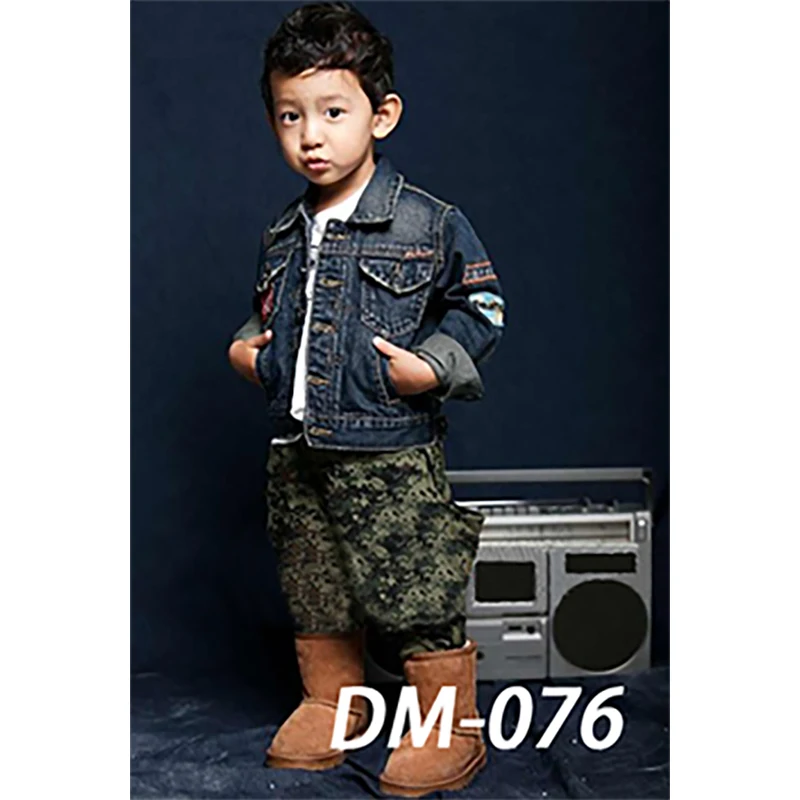 DM-076