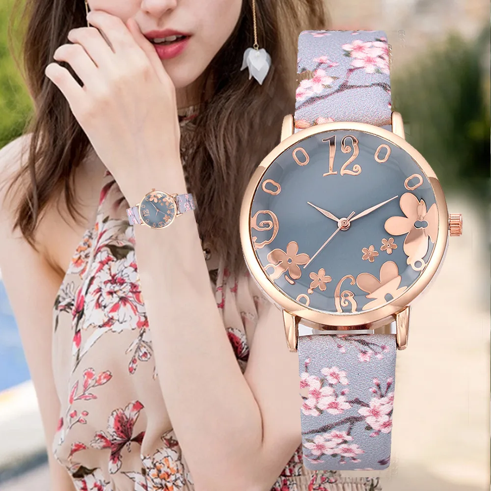 

Women Fashion Embossed Flowers Small Fresh Printed Belt Student Quartz Watch