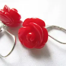 Красный коралл резной цветок розы бусины серебро рычаг назад серьги с белым покрытием серебро Кристалл для женщин