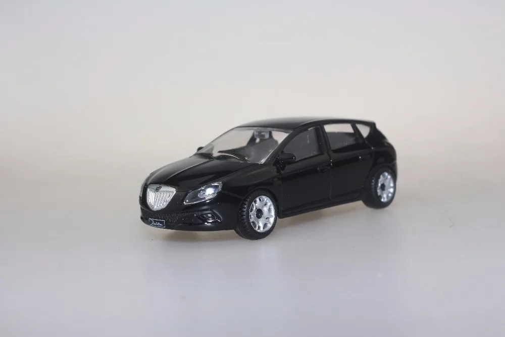 1:43 Scale Die cast Vehicle model Lancia Delta Car Models Toys for wholesale