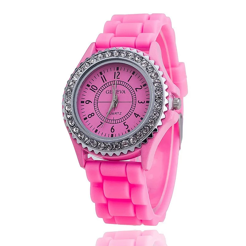 

Brand Geneva Quartz women watch Fashion Crystal sparkling Women Rhinestone Watches Silicone sports wristwatch relogio feminino