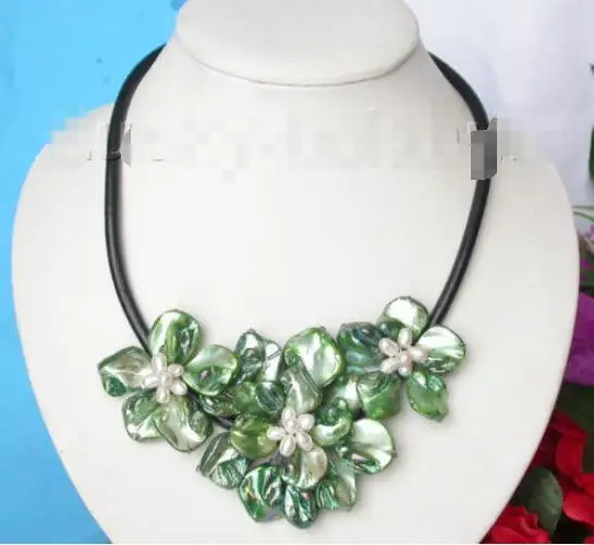 

Free shipping hot sale Women Bridal Wedding Jewelry >>baroque bloom green seashell white pearls choker leather necklace