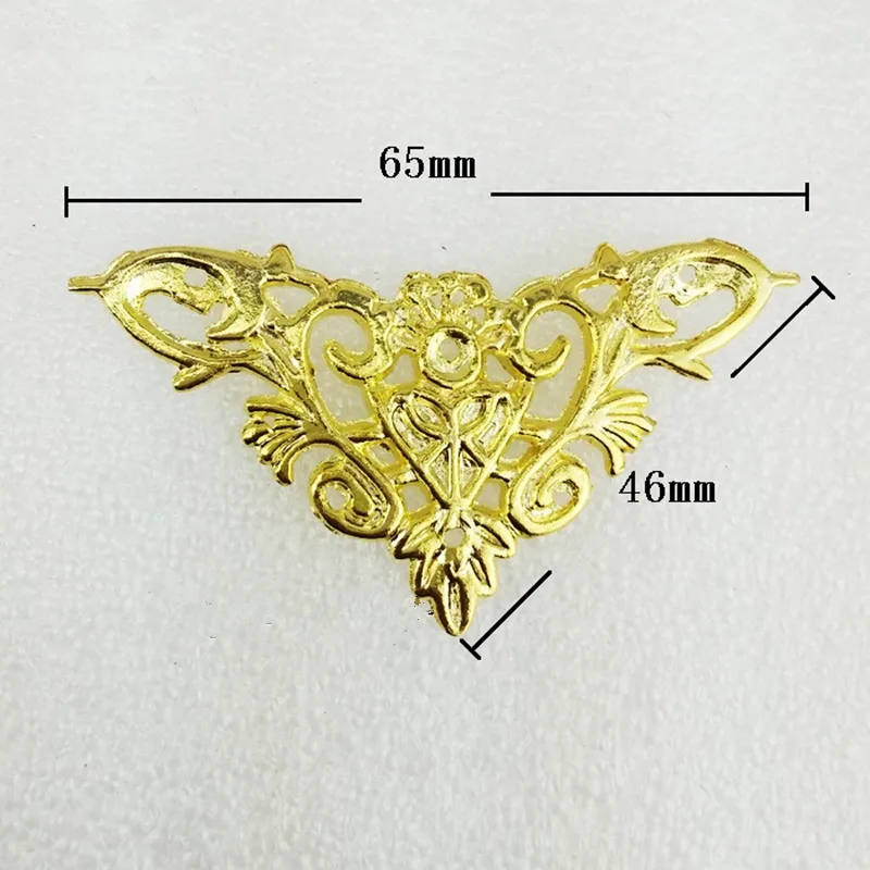 Zinc-Alloy-Wooden-Box-Coner-Wine-Box-Protector-Embellishment-Findings-Triangle-Corners-Antique-Flower-Hollow-4Pcs (2)