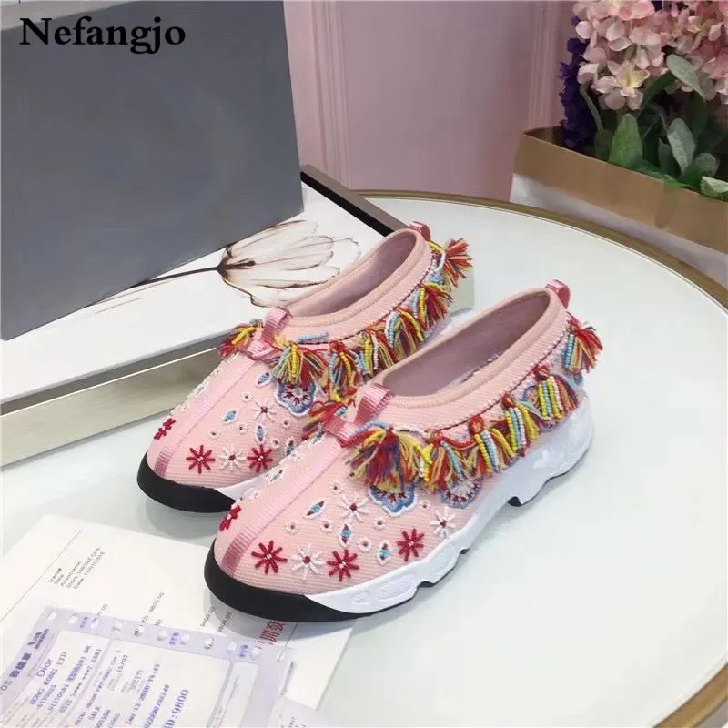 

Nefangjo 2019 Early Spring Fashion Comfortable Fringe Rhinestone Electric Embroidered Garden Shoes Casual Non-Slip Women Sneaker