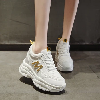 

2018 autumn new women's PU increased single shoes flat shoes wild high-heeled casual shoes.