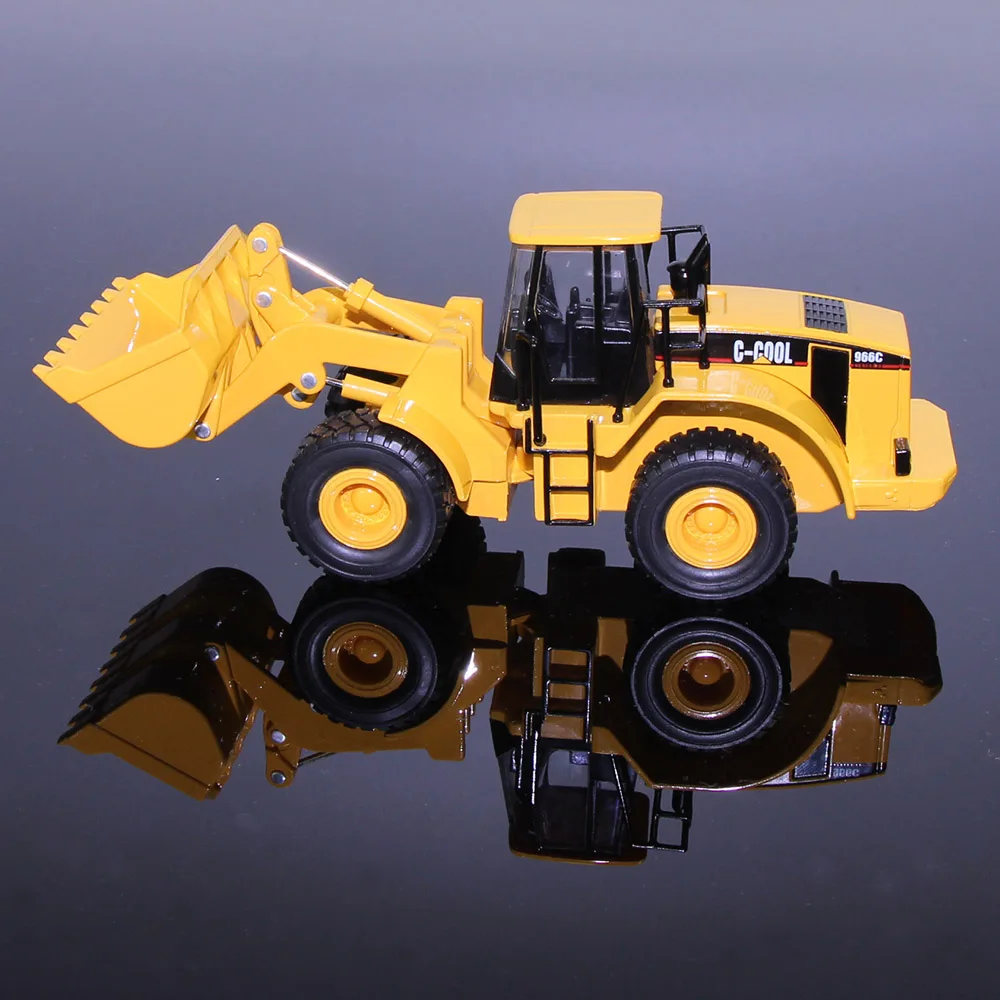 

1set 1:64 OO Scale Wheel Loader Diecast Scale Model Replica Adult Collectible C-COOL02