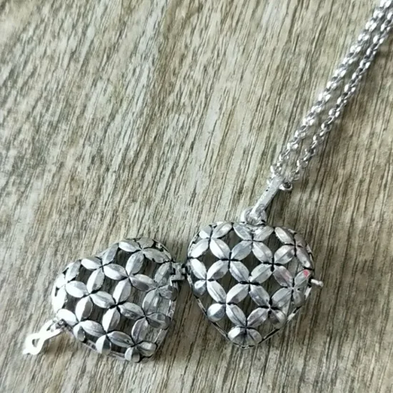 8996059557_749301389
