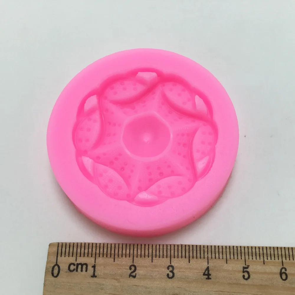 4406823573_2132088218