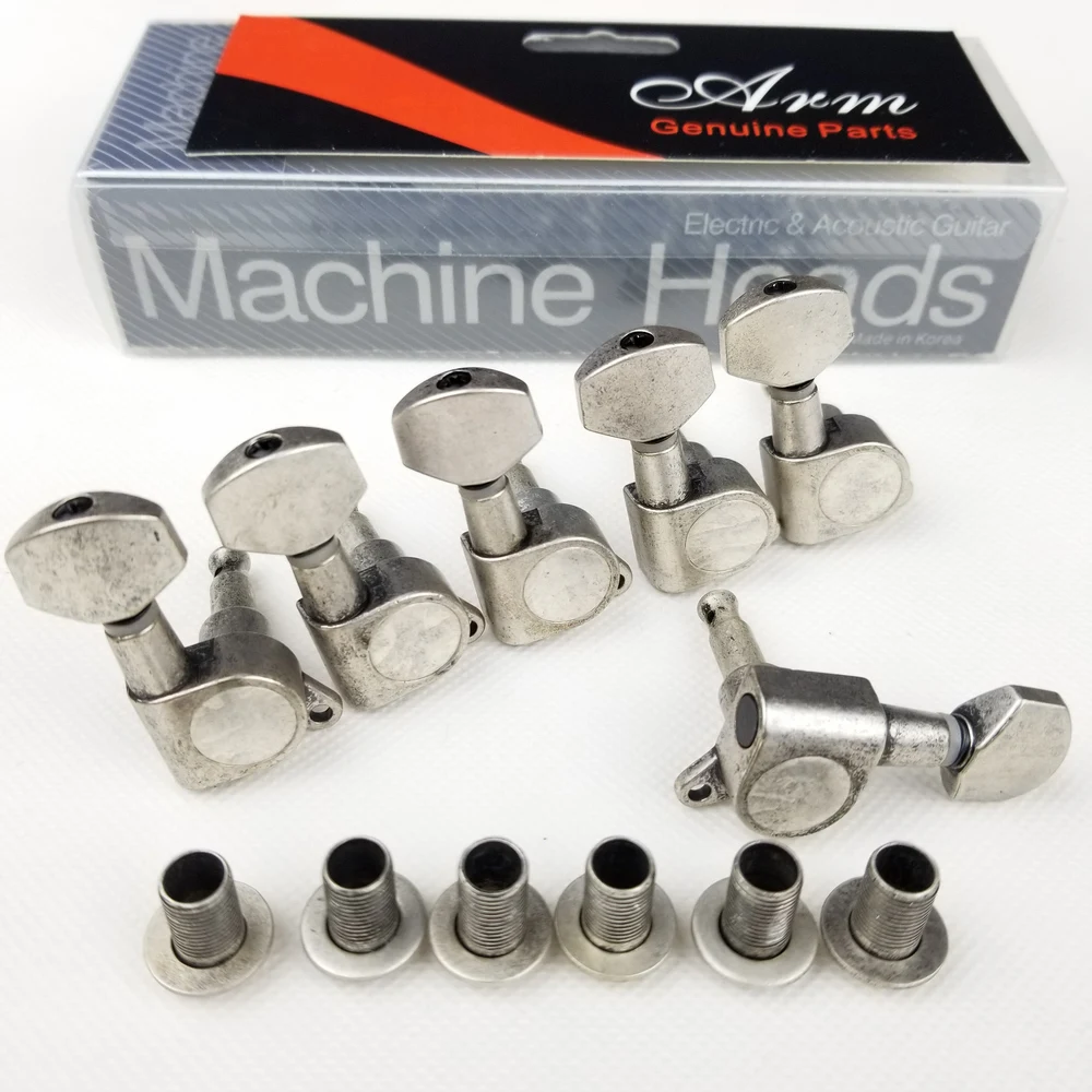 

Antique Black Electric Guitar Machine Heads Tuners for ST or TL Tuning Pegs J-07 Antique Color ( With packaging )