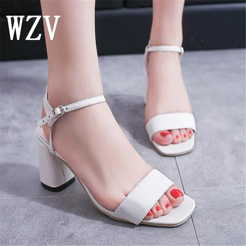 trendy sandals for girls