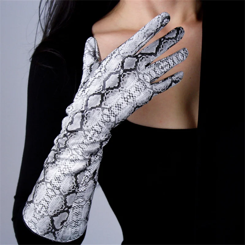 Модные женские перчатки 21 см из лакированной кожи, ультра короткие перчатки из искусственной кожи, Яркие Кожаные перчатки с рисунком питона TB81