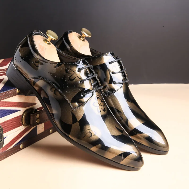 preço Homens Se Vestem Sapatos Tamanho 37 50 Padrão Floral Dos Homens Formais Sapatos de Couro Moda de Luxo Sapatos de Casamento Do Noivo Dos Homens Oxford sapatas de vestido