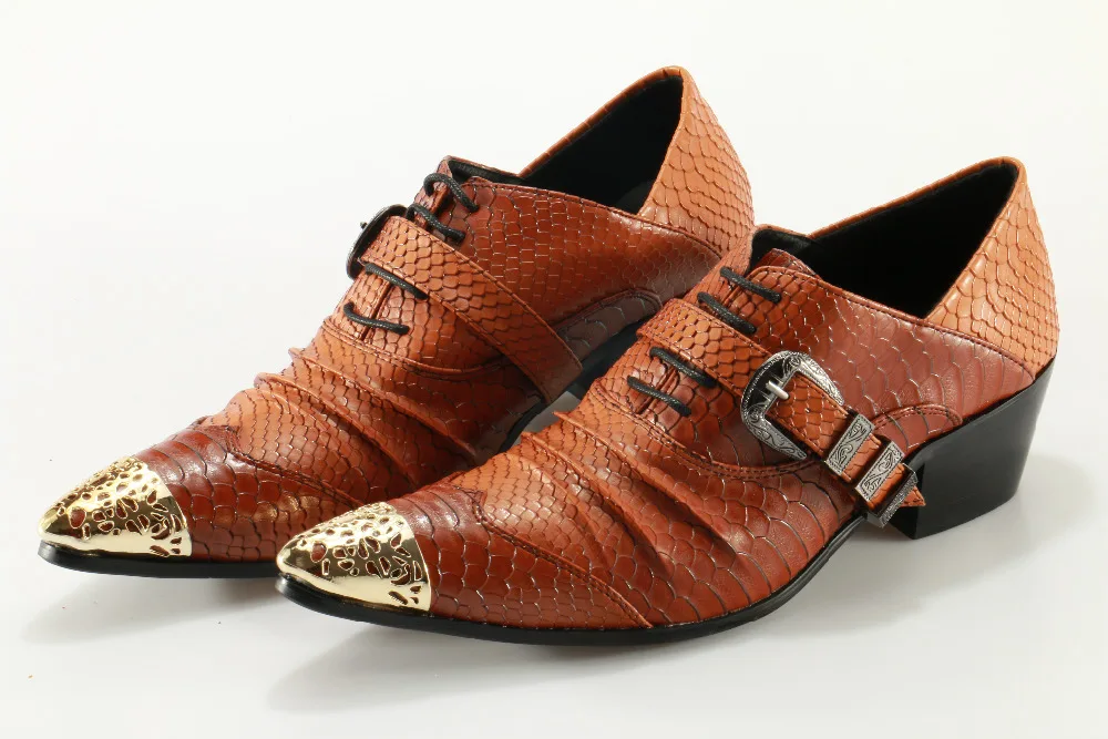 

Plus Size Gold Toe Zapatos Hombre Brown Retro Men Casual Leather Shoes Stylish Snake Skin Print Buckles Mens Shoes High Heels