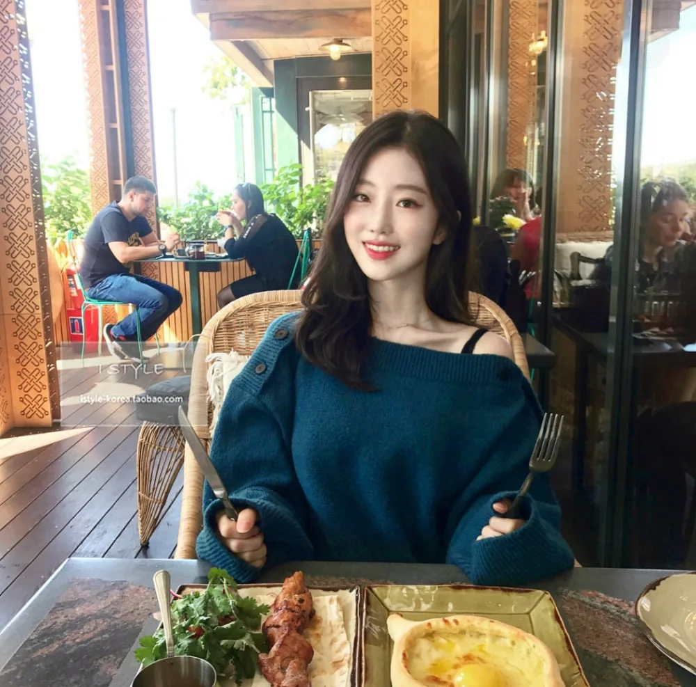 

Thick Winter slash neck Sweater Women pullover Girls Tops Loose Autumn Female Elegant Knitted Outerwear Sweater Warm Oversize