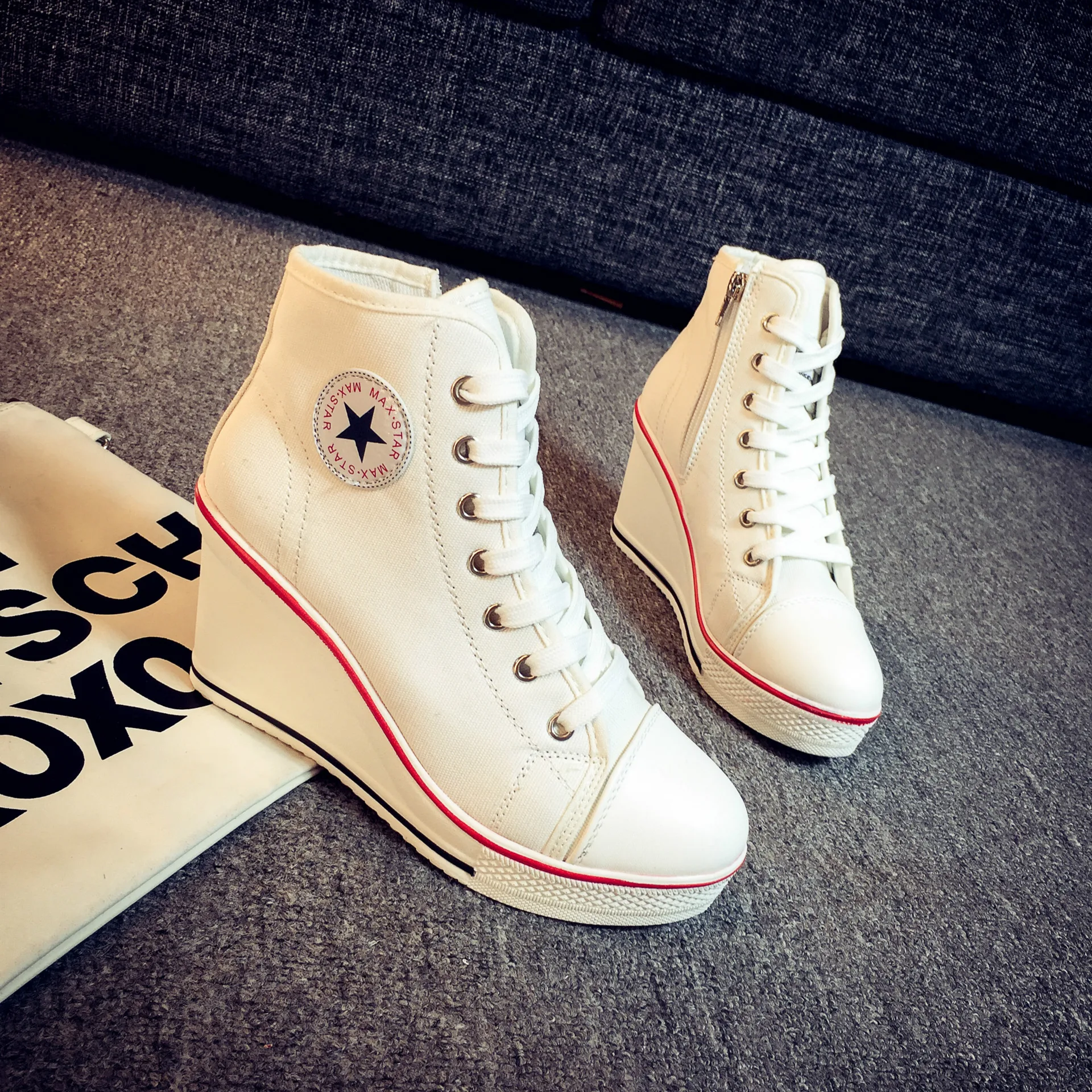 

Female Casual Sneakers Bottom Thick Womens Canvas Shoes Side Link 2018 New Spring and Autumn 8 Centimeters Casual Shoes
