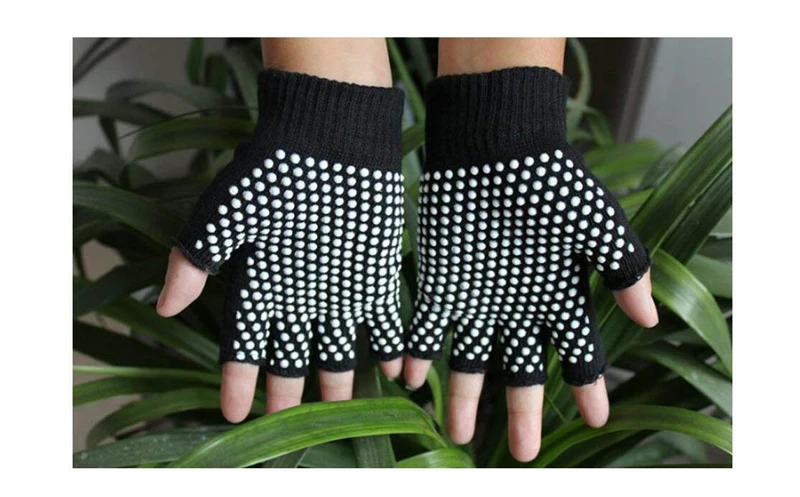 WomenMen Training Gym Gloves Body Building Sport Fitness Weight Lifting Gloves Soft Yoga Gloves Non-Slip Fingerless Design      (7)