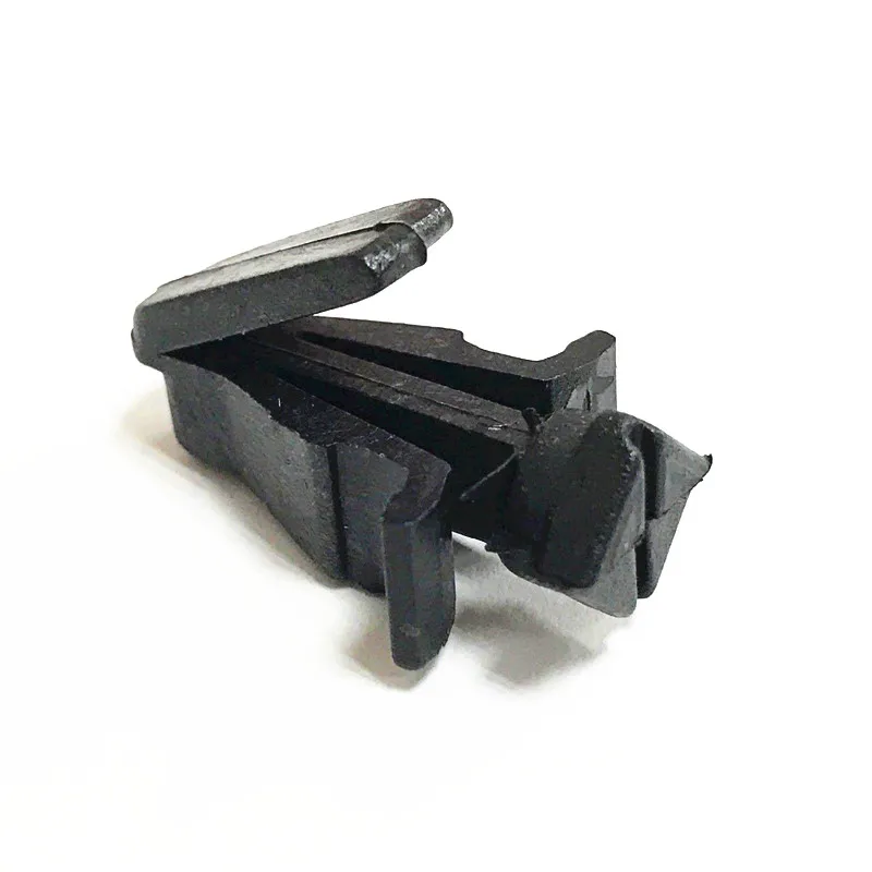 30x Grille lock clips for NISSAN NAVARA D22 FRONTIER SUNNY B14 SENTRA