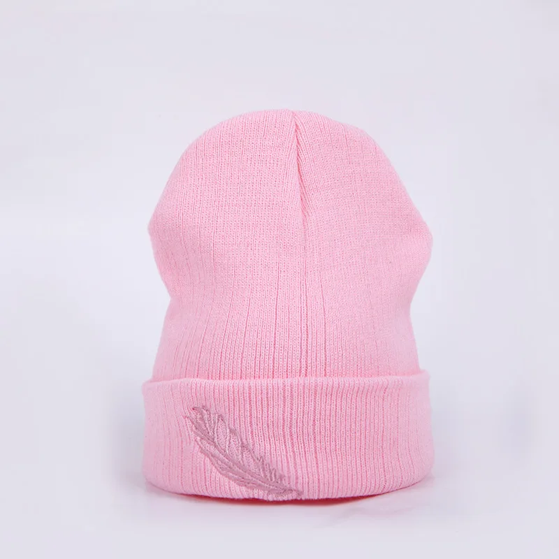 

Trendy Feather Embroidery Hats Borderless for Men Winter Caps Women Soft Female Knitted Hats Warm Unisex Cap Solid Hip-Hop Hats