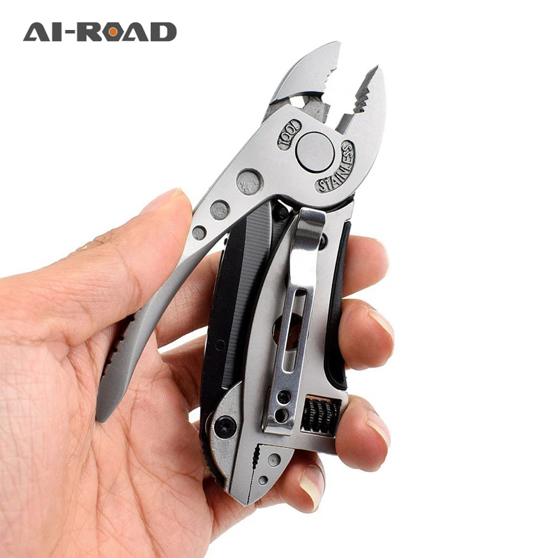 

Multi-tool Pliers Mini Outdoor Camping Pocket Knife Screwdriver Set Repair Tool Pliers Wrench Combination 1Pc