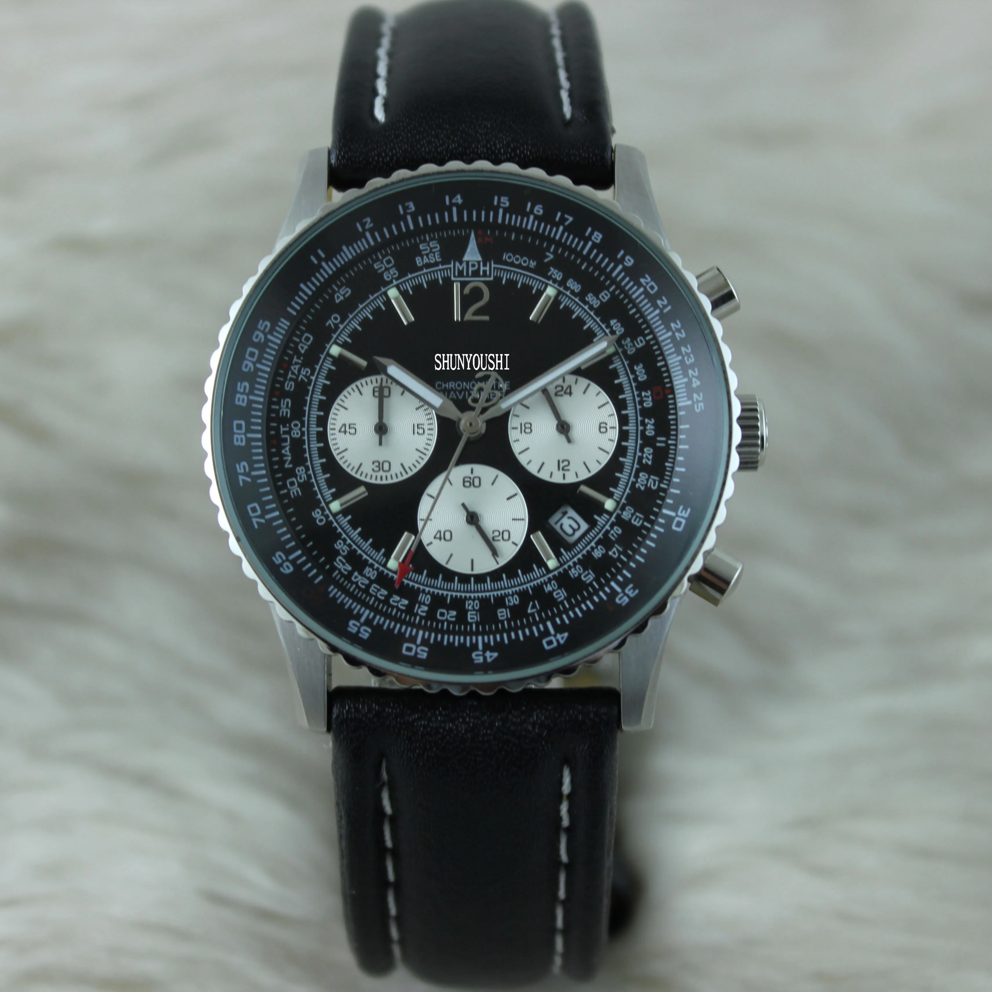 

WG06714 Mens Watches Top Brand Runway Luxury European Design Quartz Wristwatches