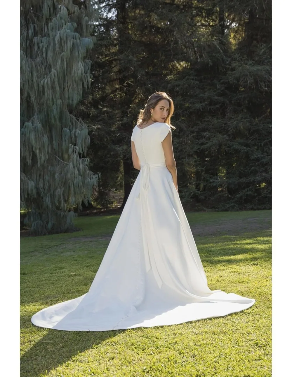 2018-new-simple-a-line-satin-modest-wedding-dress-with-short-sleeces-crystals-sash-buttons-back-country-western-lds-wedding-gowns-custom (1)_
