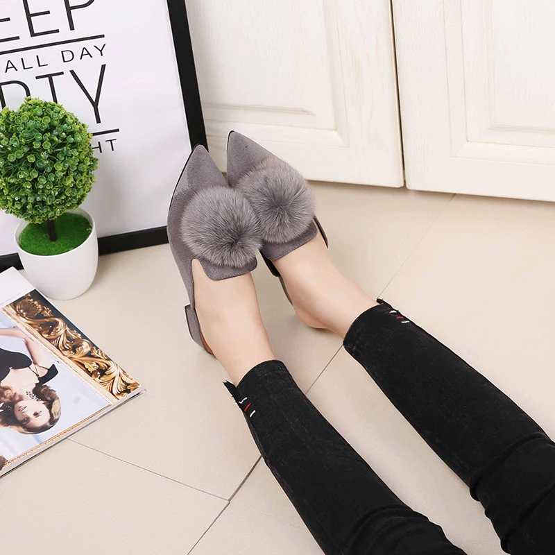 

Women Flat Shoes Fashion Low Heel pompon Fur Ladies Silppers Slip-on Sandals Women Mules Pointed Toe Casual Flat Shoes