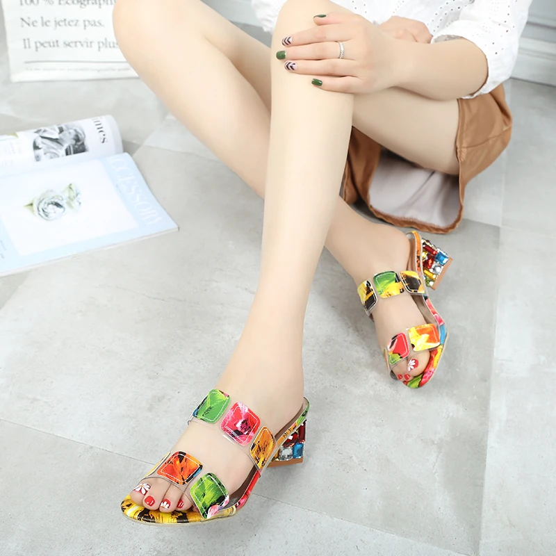 Lucyever/ г.; летние женские разноцветные босоножки; модные пляжные сланцы на высоком каблуке с открытым носком; женская обувь на прозрачном каблуке