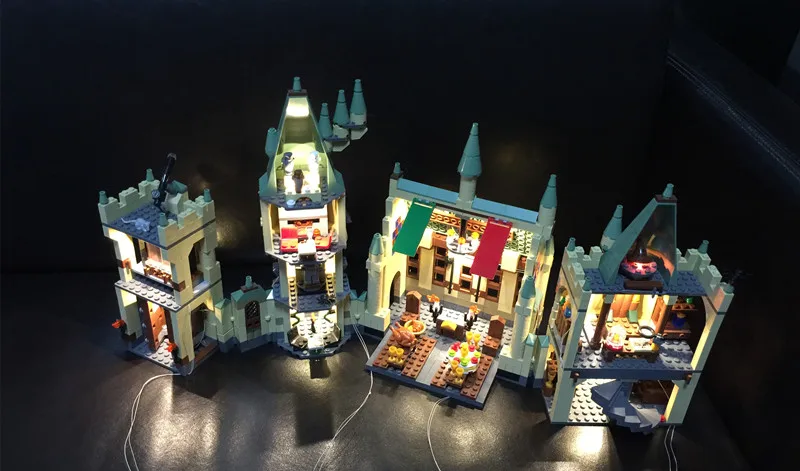 Светильник кой для школьного строительного комплекта lego Замок Хогвартс