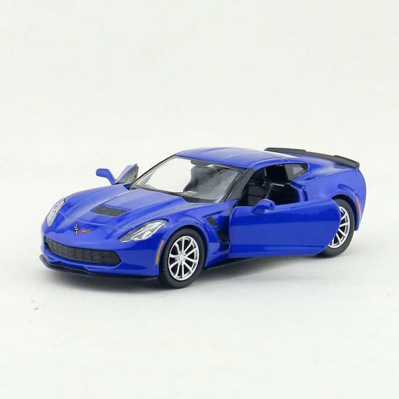 136 Chevrolet Corvette C7 (2)