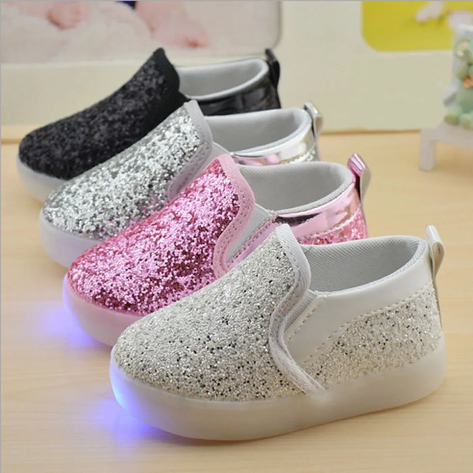 Glowing Sneakers 2017 Children Girls Glitter Shoes With Light Toddlers