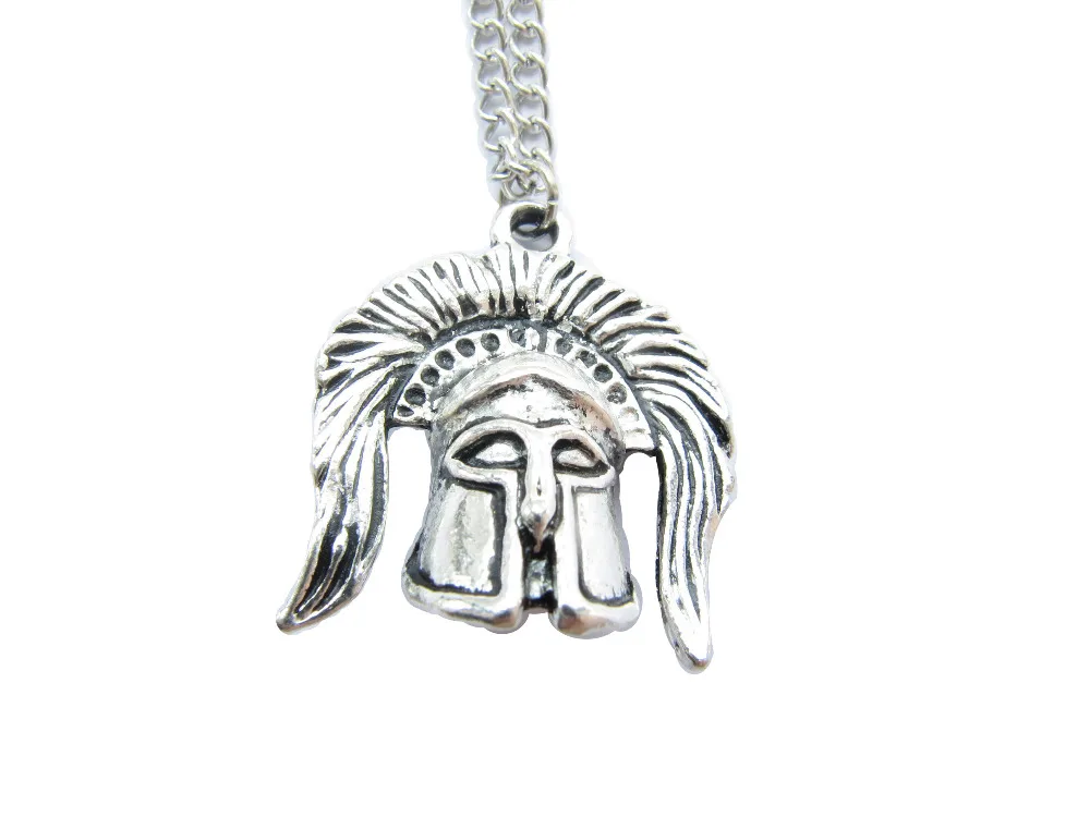 2pcs / lot Wholesale Medieval Knight Helmet Necklace,Knight Cosplay