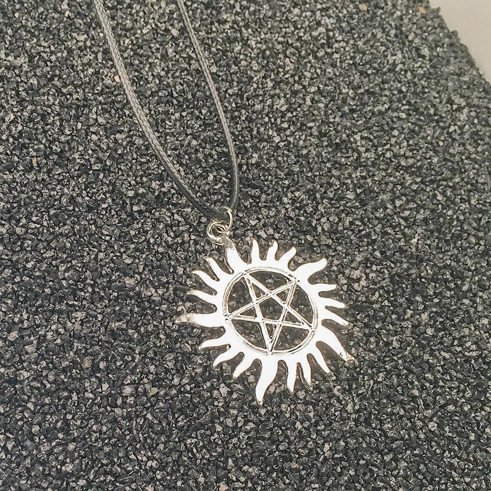 Пятиконечная звезда медальон в форме солнца ожерелье сверхъестественная звезда злая веревка-цепь ожерелье для мужчин или женщин модные ювелирные изделия