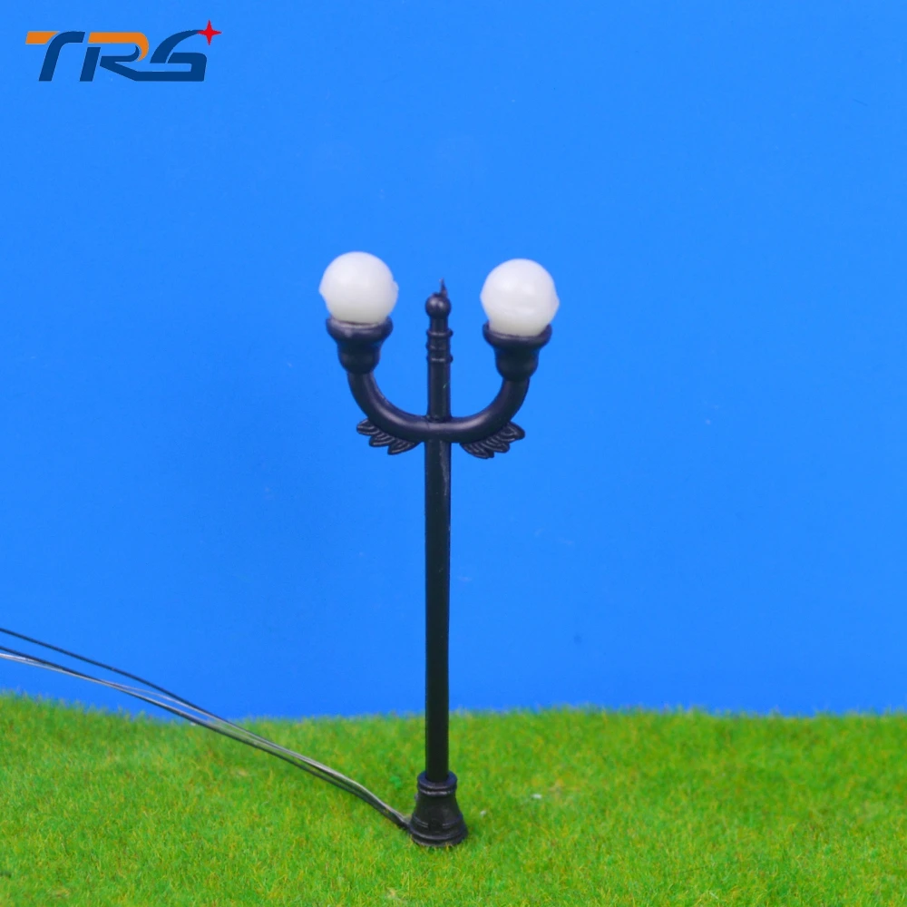 Buy 100pcs 2 head lights Model Railway scale Lamppost
