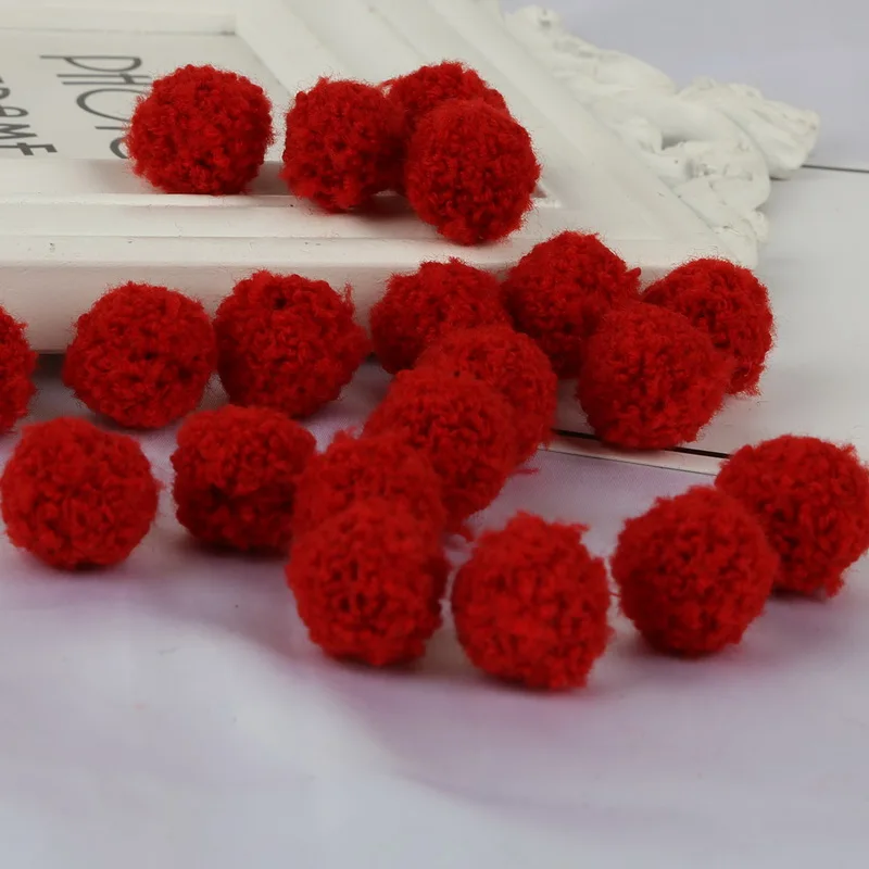 15 мм 20 мм Красочные помпоны DIY куклы одежда ручной работы материал мягкие пушистые Помпоны мяч для детские игрушки «сделай сам» Аксессуары - Цвет: Red