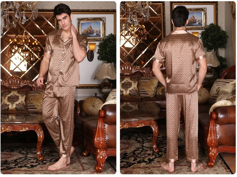 Пикантные шелковые пижамы мужской сезон: весна–лето короткий рукав пижамы Для мужчин с модным принтом Пижама Брюки для девочек из двух