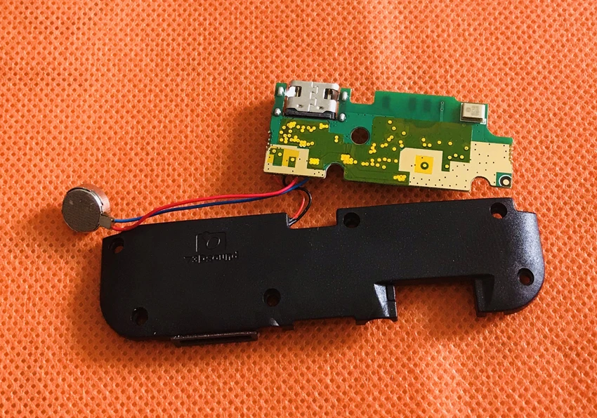 

Used Original USB Plug Charge Board+MIC+Loud speaker For Ulefone Power 3 MT6763 Octa Core 6.0 Inch Free Shipping