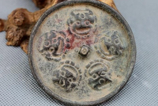 

78MM Chinese Dynasty palace Classical Bronze five lion head Statue Round Mirror